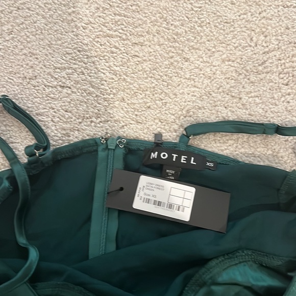 New kelly green motel rocks dress - Picture 3 of 5